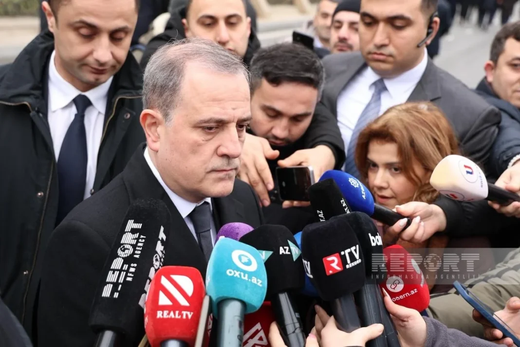 B8GlCg65o4kLrjqqdGrdvHzunWQg4YXe0jYBUgR4_1200