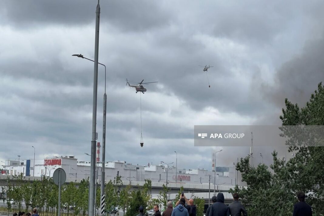 Последствия падения обломков дрона на рынке «Садовод» в Москве