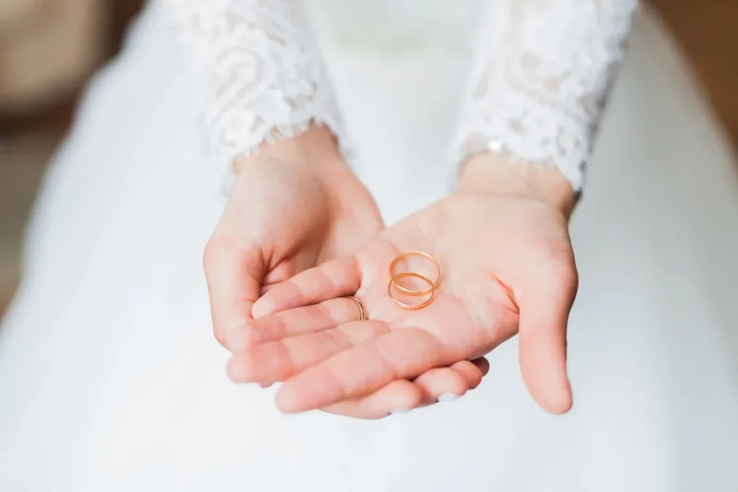 agdam-child-marriage Сотрудник полиции Азербайджана