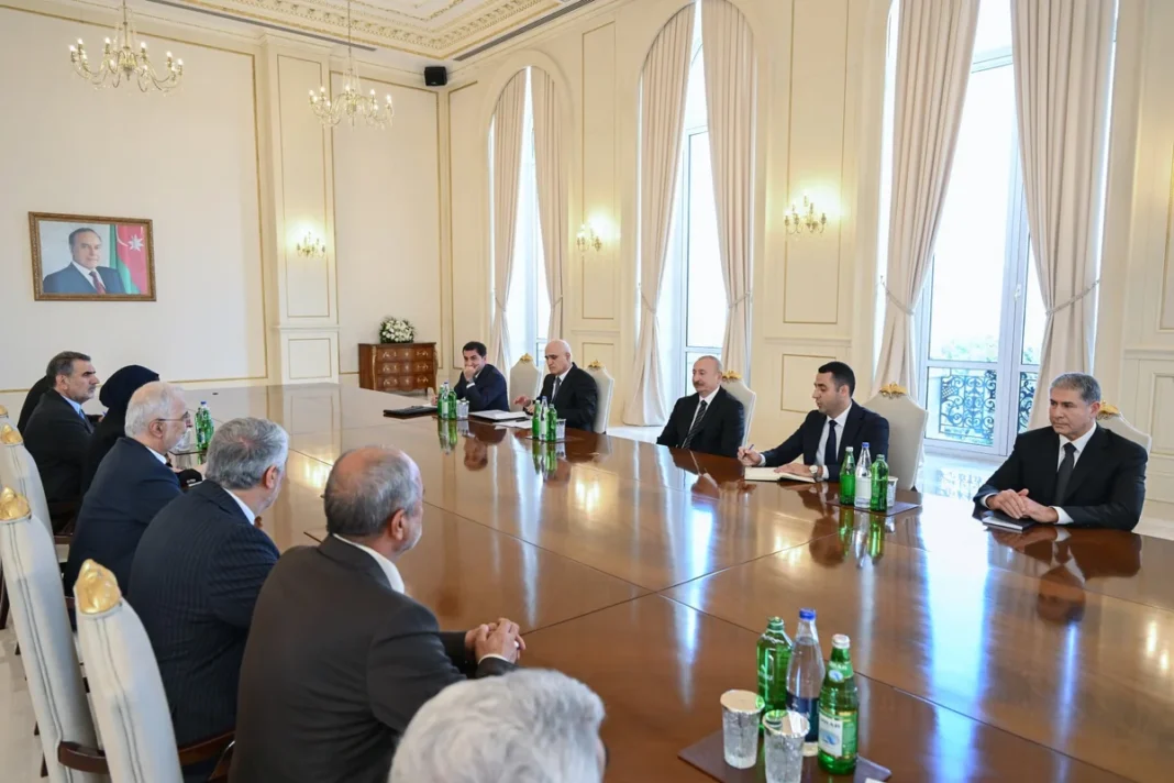 aliyev-iran-interior-minister Президент Азербайджана Ильхам Алиев и министр внутренних дел Ирана Эскандар Момени