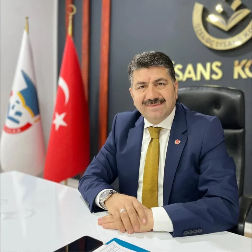 celal-ciftci-apology-oct16 Турецкий обозреватель Джелал Чифтчи – архивное фото