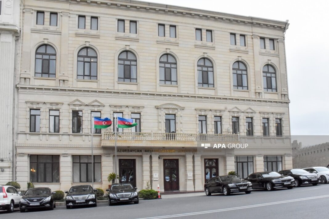 Здание Конституционного суда Азербайджана в Баку