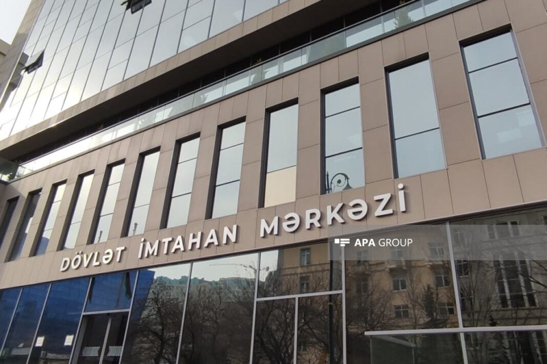 masters-state-funded Выпускники на церемонии в Азербайджане
