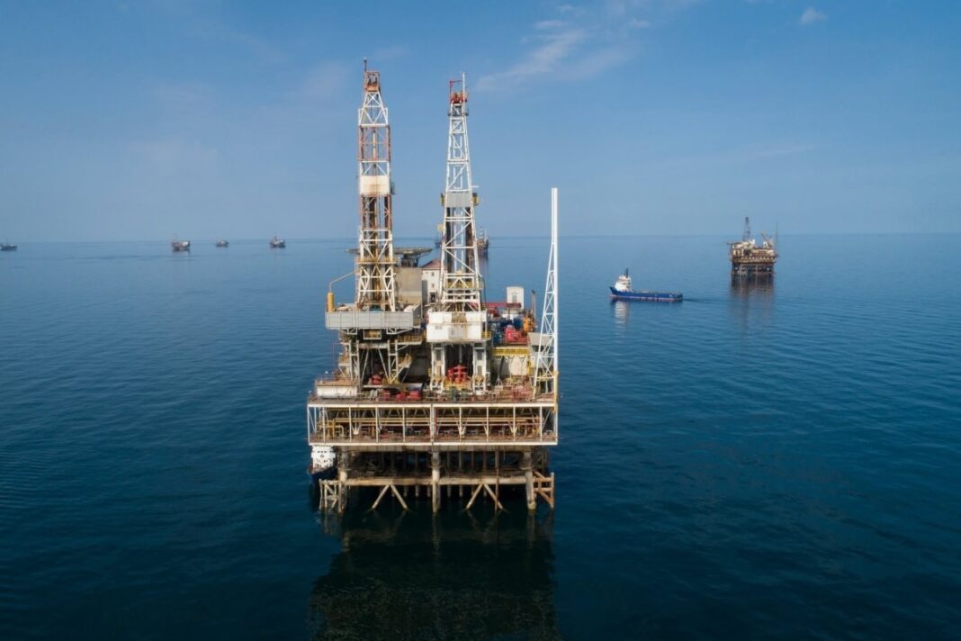 socar-gunashli-seismic Рабочая группа SOCAR во время 3D-сейсмических исследований на месторождении «Гюнешли»