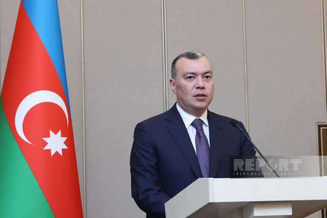 treasury-payments-digital-azerbaijan Министр финансов Азербайджана Сахиль Бабаев на конференции в Баку